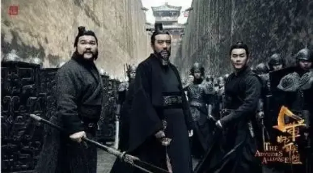 老版三国的司马懿其实由两个人扮演,青年司马懿由唐振环扮演,中老年