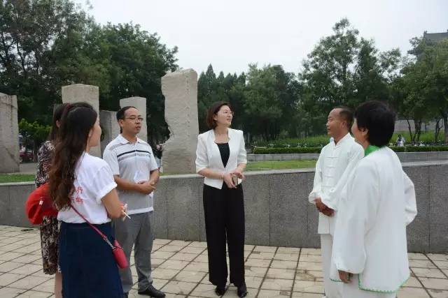 市委宣传部副部长霍会敏到我区调研自行车大赛沿线文艺表演彩排工作