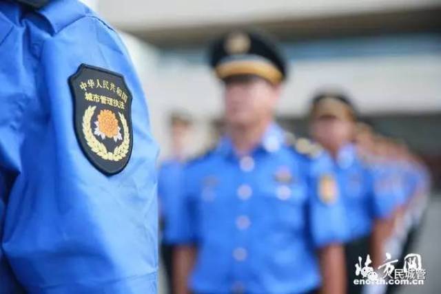 城管快讯|全国城管执法统一制服 天津9000名队员"换装