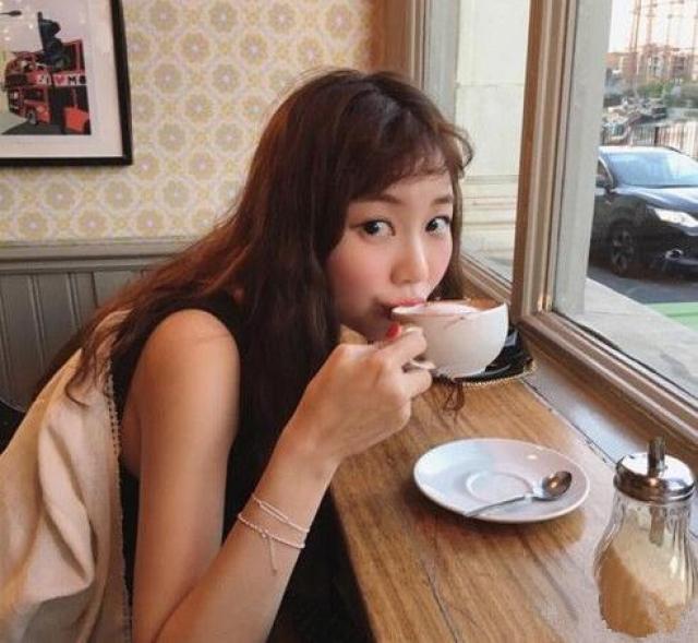 韩国的女性 2c87d28ca24f49ada5a96b8419b4fdf7.jpeg