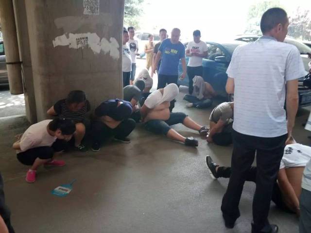 郑大一附院门口的这伙诈骗犯被抓了!