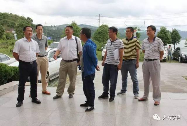 市交通运输局局长林松一行到我县洪家渡调研