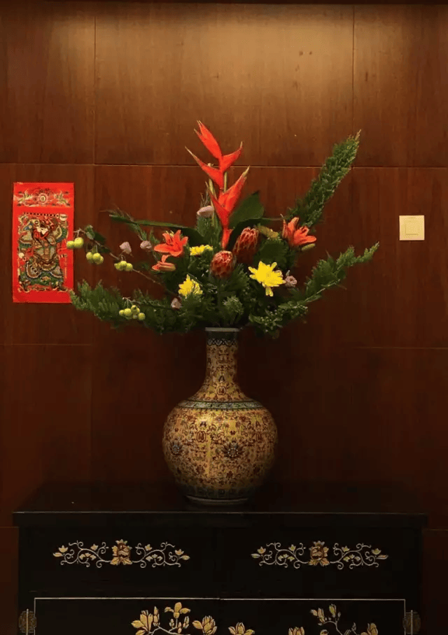 以花为友,寄情花木,我国插花活动的普及,发展,和盛行与宗教的发展不无