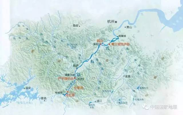 向东流贯桐庐,富阳两县,它的前段是安徽新安江,后段是钱塘江,一江三名图片