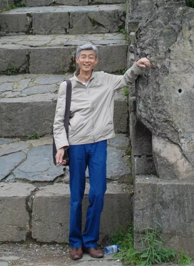 坟墓荐读|梁太鹤:v坟墓《神名家技巧》及--幼儿园家长教育小学者图片