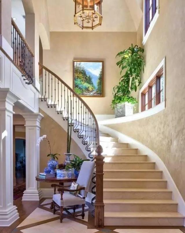 别墅楼梯就该这样设计,看过的人都说好看!