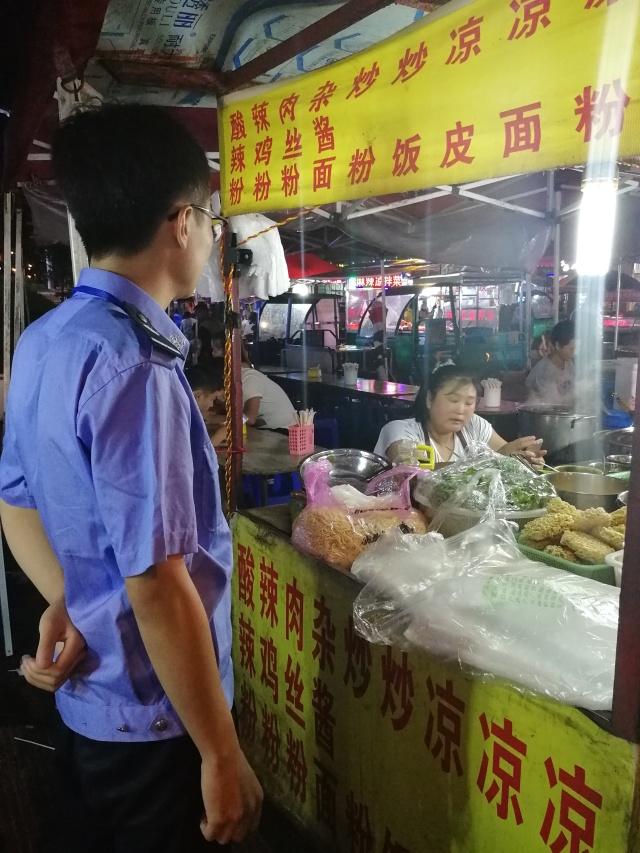 上溪:加强夜市监管 祛除扰民之根,点亮夏夜之彩