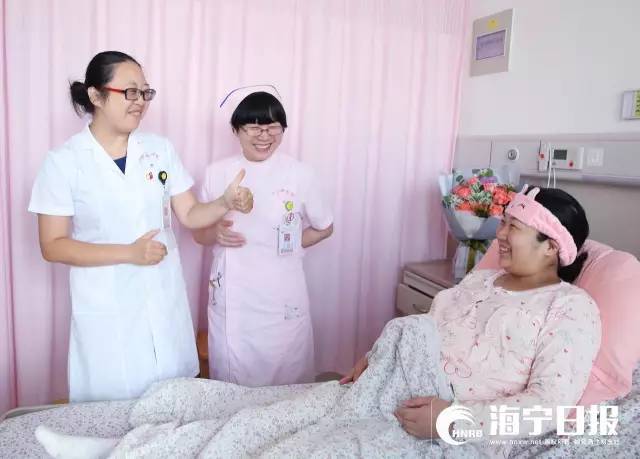 因为采用了水囊引产,缩宫素引产和无痛分娩技术,所以整个生产过程没有