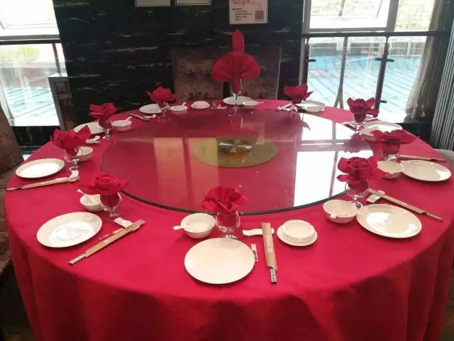 便宜实惠的海鲜宴 cfa0b7d20faa49f7ac95926b4869e7ca.jpeg