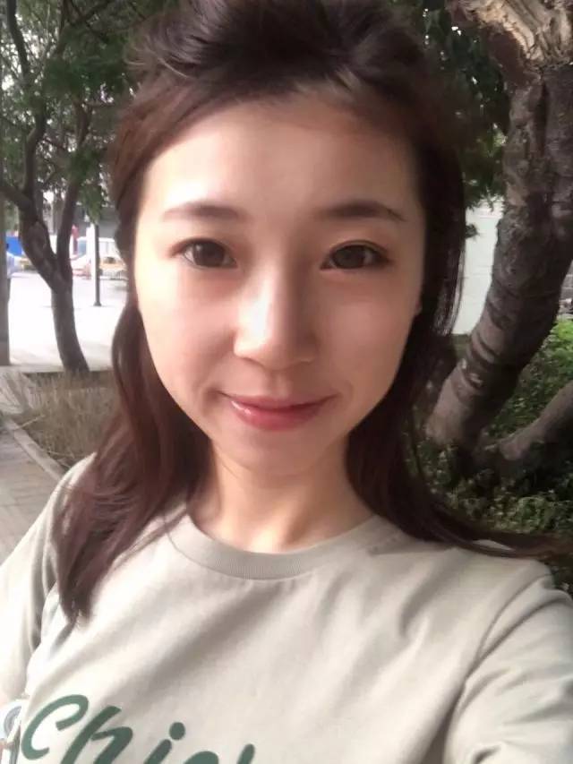 1的主持人竟然