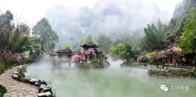 据酉阳桃花源旅投集团营销常务副总监剡晓莉介绍,此活动已经成功举办