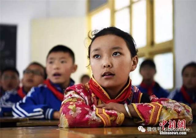 九寨沟学生迎来震后"第一课"