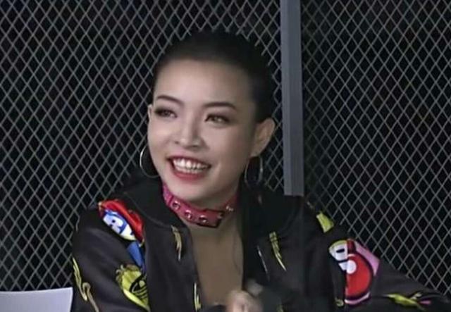 中国第一女rapper top,中国00后女rapper 美丽攻略|国内第一女rapper vava的酷炫穿搭|女神必备