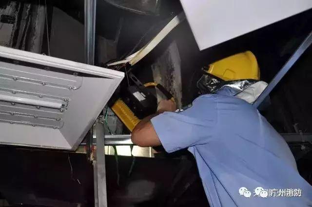 9月4日天娱广场某餐厅火灾事故,两名消防责任