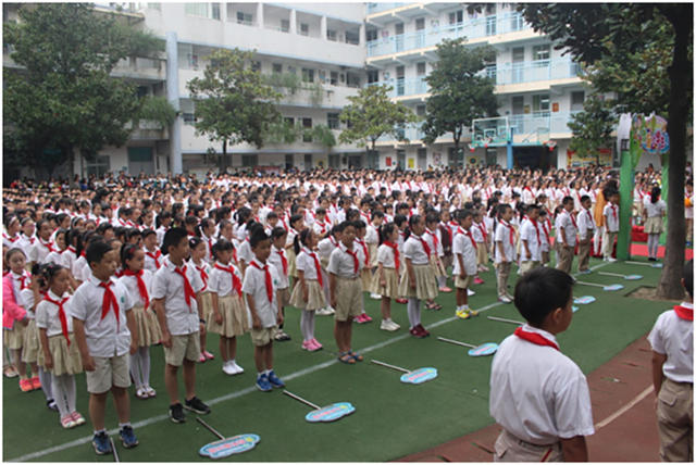 光华路小学开学典礼热闹非凡