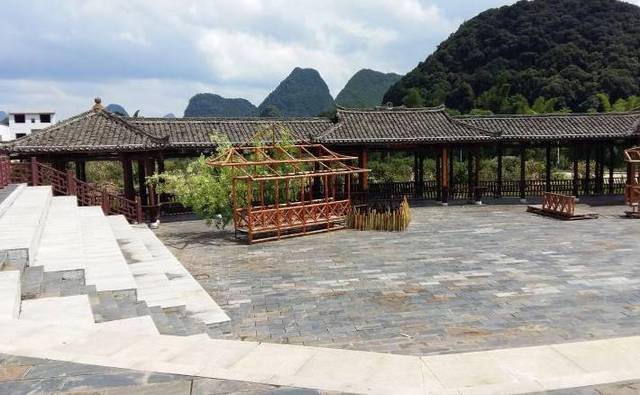 岁月的见证者——罗城石围古村