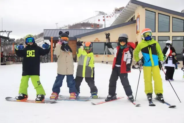 百家乐- 百家乐官方网站- 百家乐在线- Baccarat Online带娃去哈尔滨私人订制游有专属娱乐项目吗？亲测极地公园 + 冰雪大世界儿童区 5 天 4 晚靠谱方案