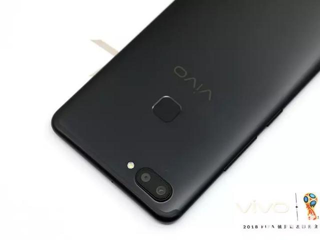 全面屏vivo x20:游戏神机逆光黑科技