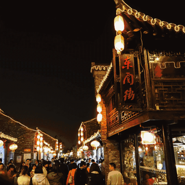 如果你第二次来扬州 应该去过了东关街 繁华热闹的古街景