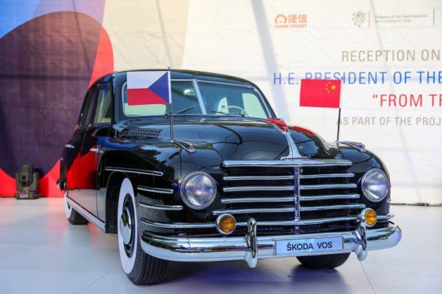二战后,国有化的斯柯达联合其他捷克汽车制造商共同打造了107辆斯柯达