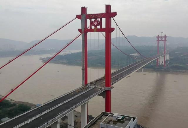 寸滩长江大桥主桥基本完工 今后弹子石到机场最快10多