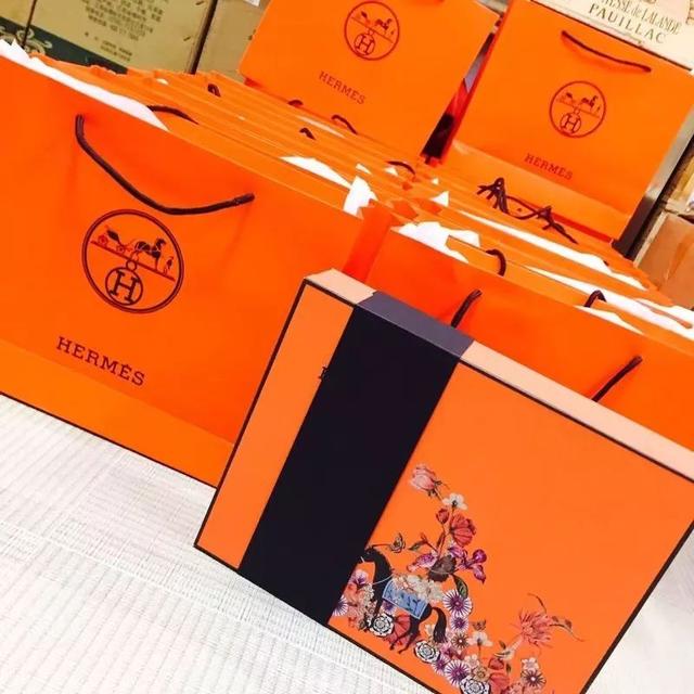 爱马仕,lv,tiffany,gucci,香奈儿,宝格丽都出月饼了.