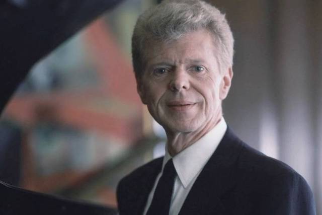 美国钢琴家范·克莱本(van cliburn,1934.07.12～2013.02.27)