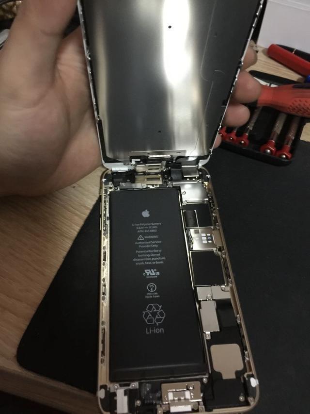 苹果手机在保修期内摄像头更换免费的吗?能保