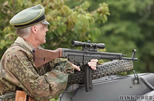 油布包奇迹!波兰发现保存完好的stg-44突击步枪