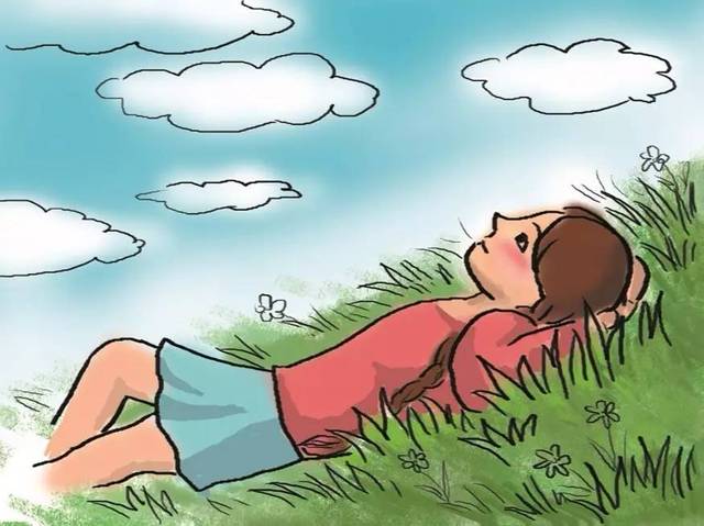 我喜欢躺在长满绿草的土坡上,任小草挠着我的脸,痒痒的;任泥土悄悄粘