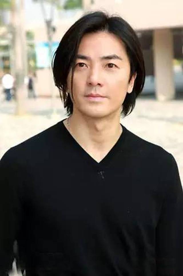 纵观郑伊健的情路,真的是完完整整诠释了天秤男一个大写的不!知!所!