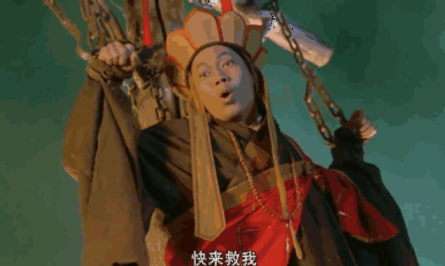 一辆卡宴开到沙滩搁浅了,结果来救援的拖车,消防车全都…原谅我不厚道