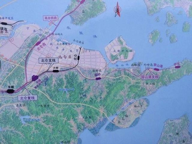 推进 穿山港铁路支线(含北仑支线电化改造)续建 新开工甬舟铁路,庄桥