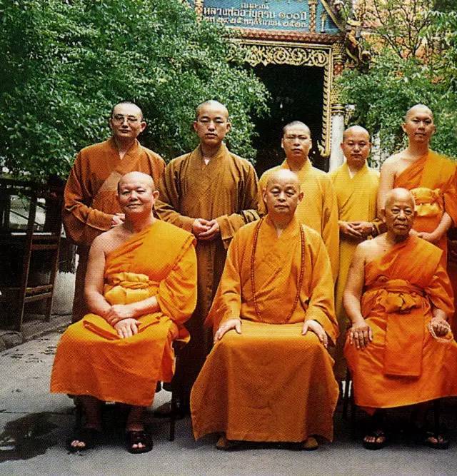 2009年10月23日,柏林禅寺隆重举行了"临济宗法脉西行传承大典",长老