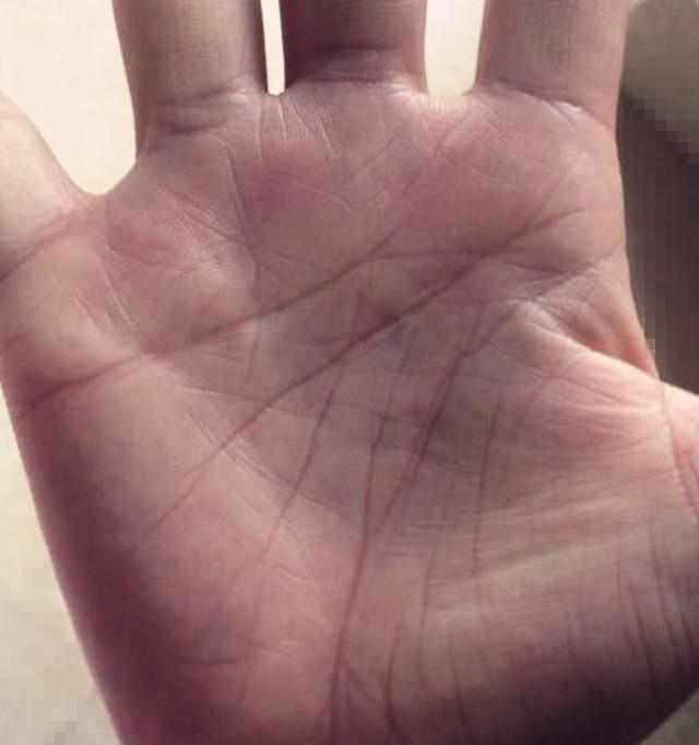 竟然这三种手相是不发大财都难的手相你有吗