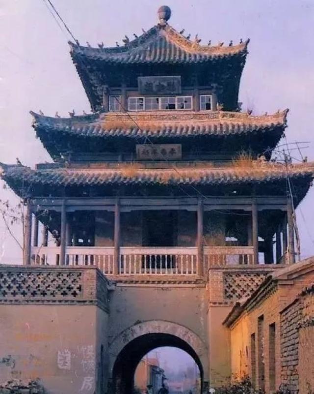 青城文昌阁又名魁星楼 文昌阁属于中国道教建筑