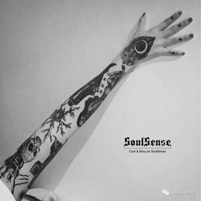 soulsense 视·界 | 如果有这么sexy的女纹身师,应该不会觉得刺青太痛