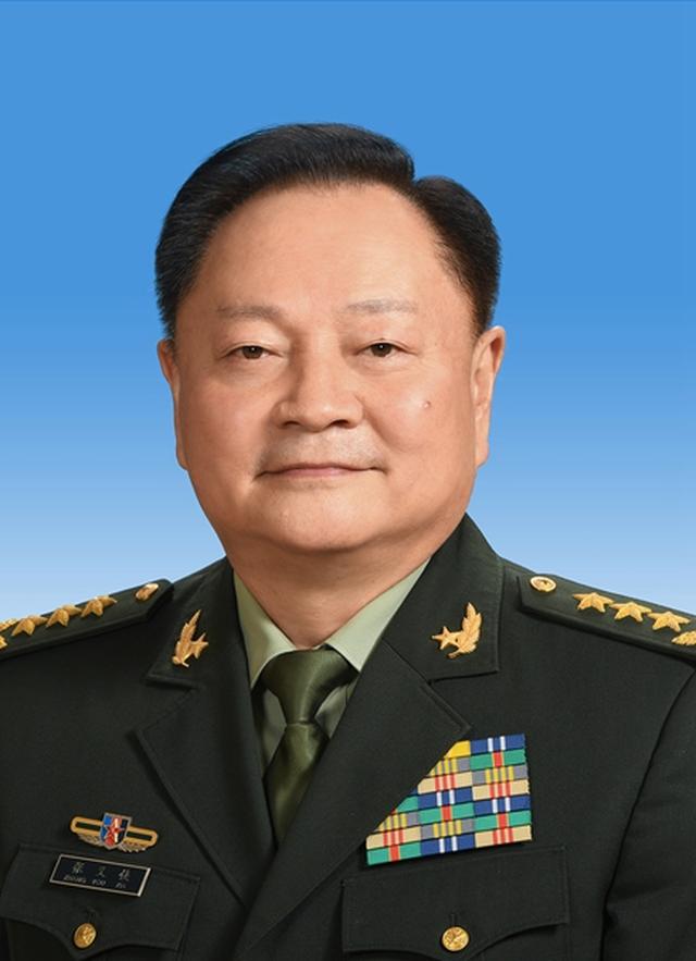 中共十九届中央政治局委员(按姓氏笔画为序)成员简历