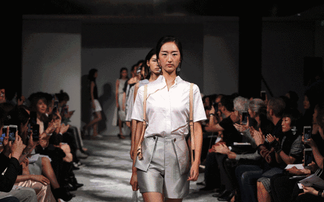 2018春夏moonlight新锐设计师时装发布会现场盛况精彩回顾fashionweek