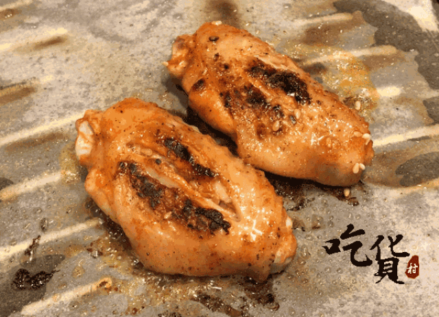 令人吮指的 新奥尔良烤鸡翅
