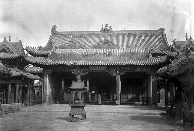 清代巡抚衙门口
