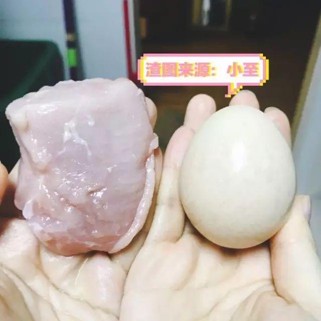 附加小tips:50g的肉和鸡蛋差不多一样大