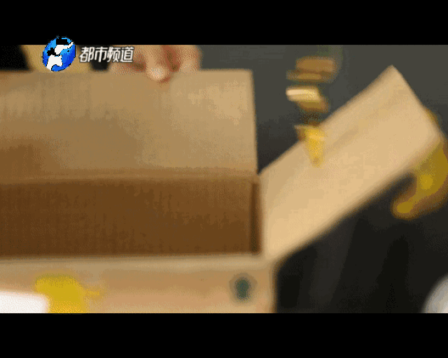 医生说,在小孩子顽皮打闹,或走路不稳时,都有可能面临被异物扎伤的