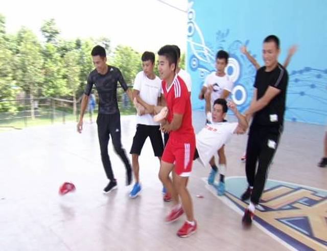 2017《快乐向前冲》年度冠军之战,就在今晚!