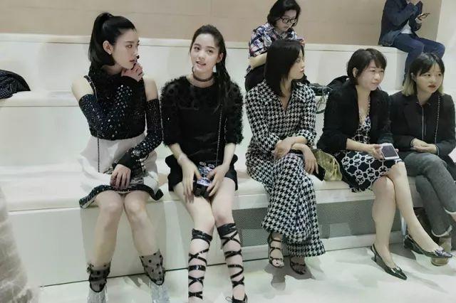 奚梦瑶 欧阳娜娜 辛芷蕾