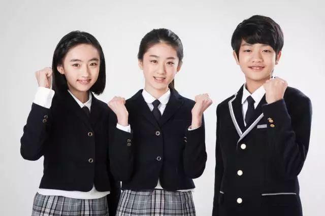 国际学校择校上演新戏码,教材,作业,校服,社团,学生作品首次全公开!