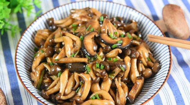 不想吃肉的时候,就来一道"菌菇大餐"吧!