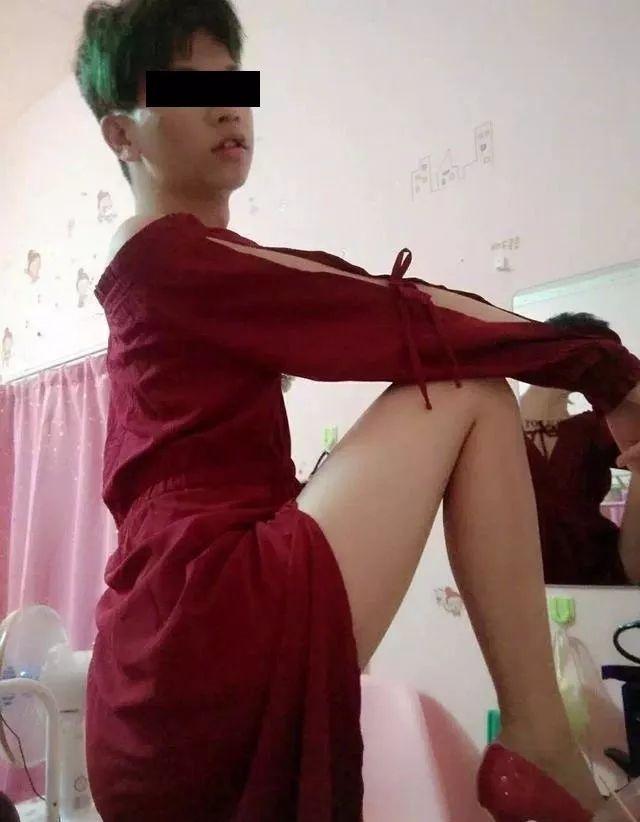 奇葩买家:差评!给我发了两只鞋,都是反的!-搞笑频道