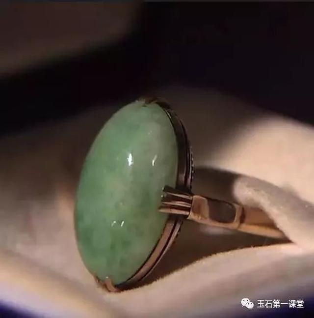 翡翠竟成日本"国石"!发生了什么?