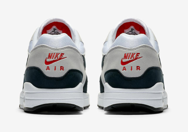 nike air max 1 的30周年庆还未结束,nike计划在这最后一个月将另一